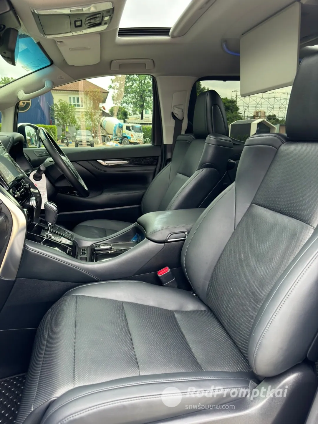Toyota Alphard 2.5 SC-Package  TOP สุดปี 2021      มีชุดแต่ง MODELLISTA แท้ รอบคัน-internal